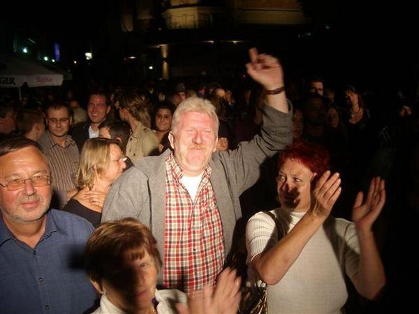 l_936c10697e164bb1ad31dd9cb9d459d2.jpg - Für jedes Alter was dabei:))