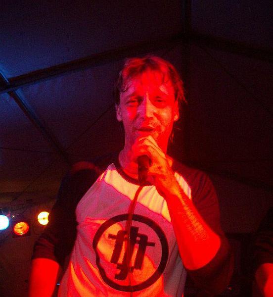 l_be544be619ff453cb4d7e6ac5b224ad2.jpg - Katsch in süß :)